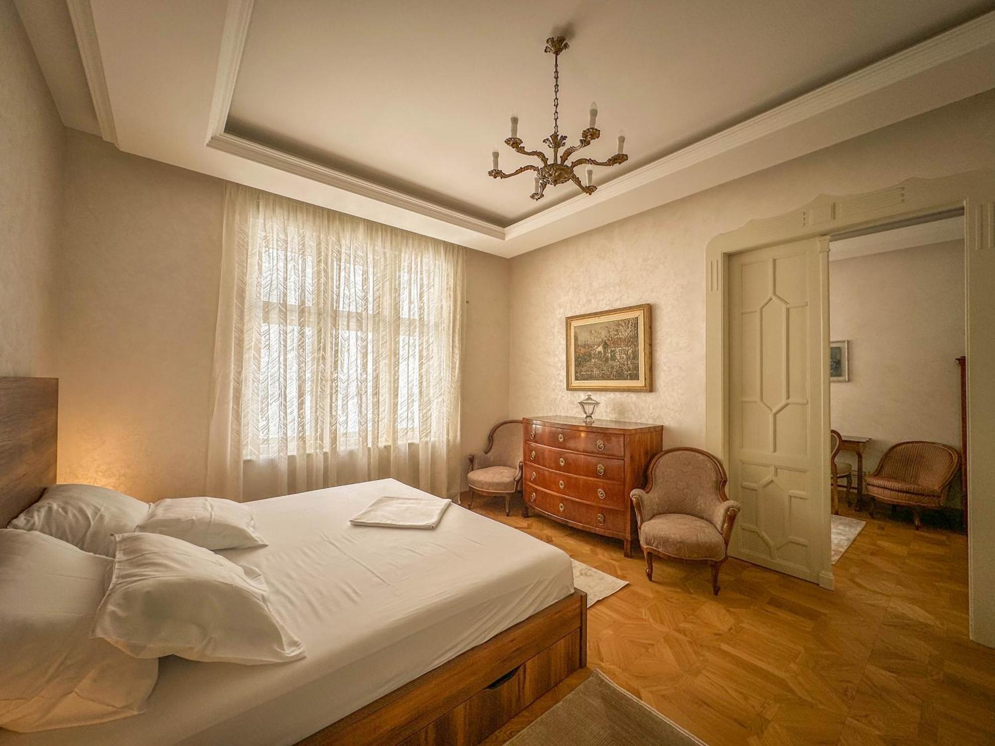 Djuras Residence In The Center Of Beograd Ngoại thất bức ảnh