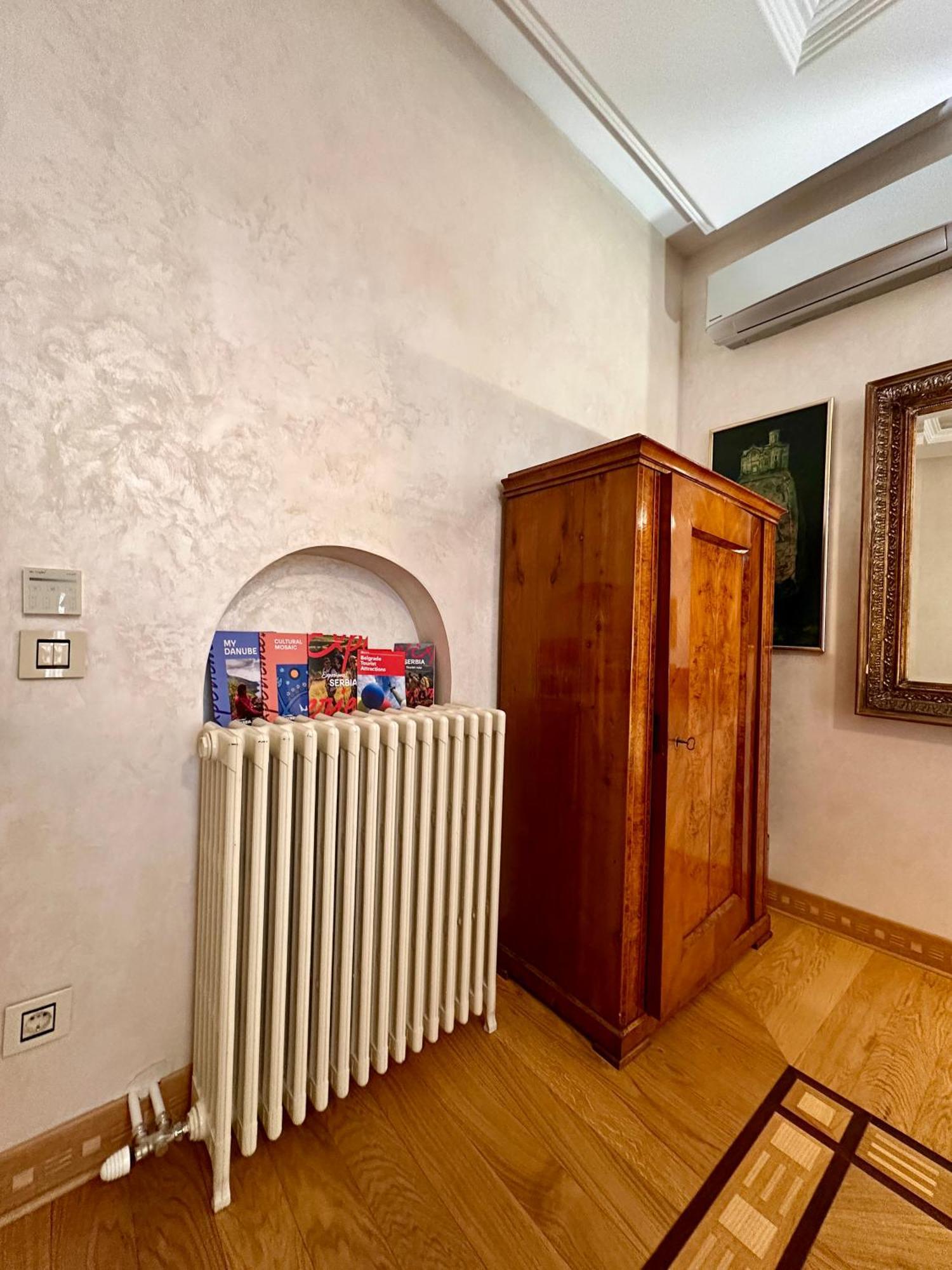 Djuras Residence In The Center Of Beograd Ngoại thất bức ảnh