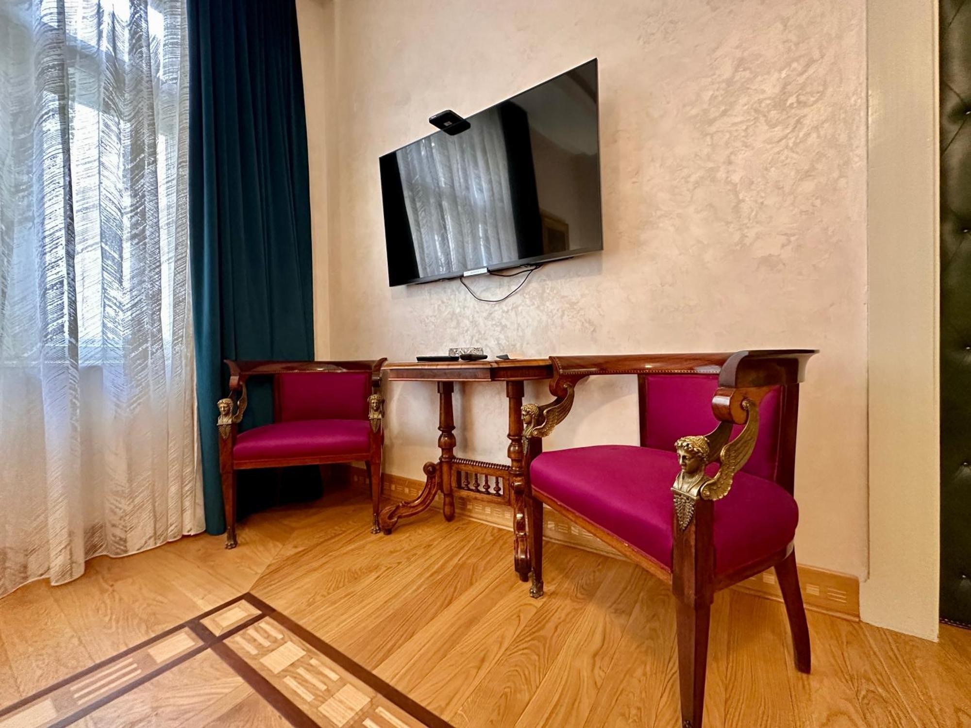 Djuras Residence In The Center Of Beograd Ngoại thất bức ảnh
