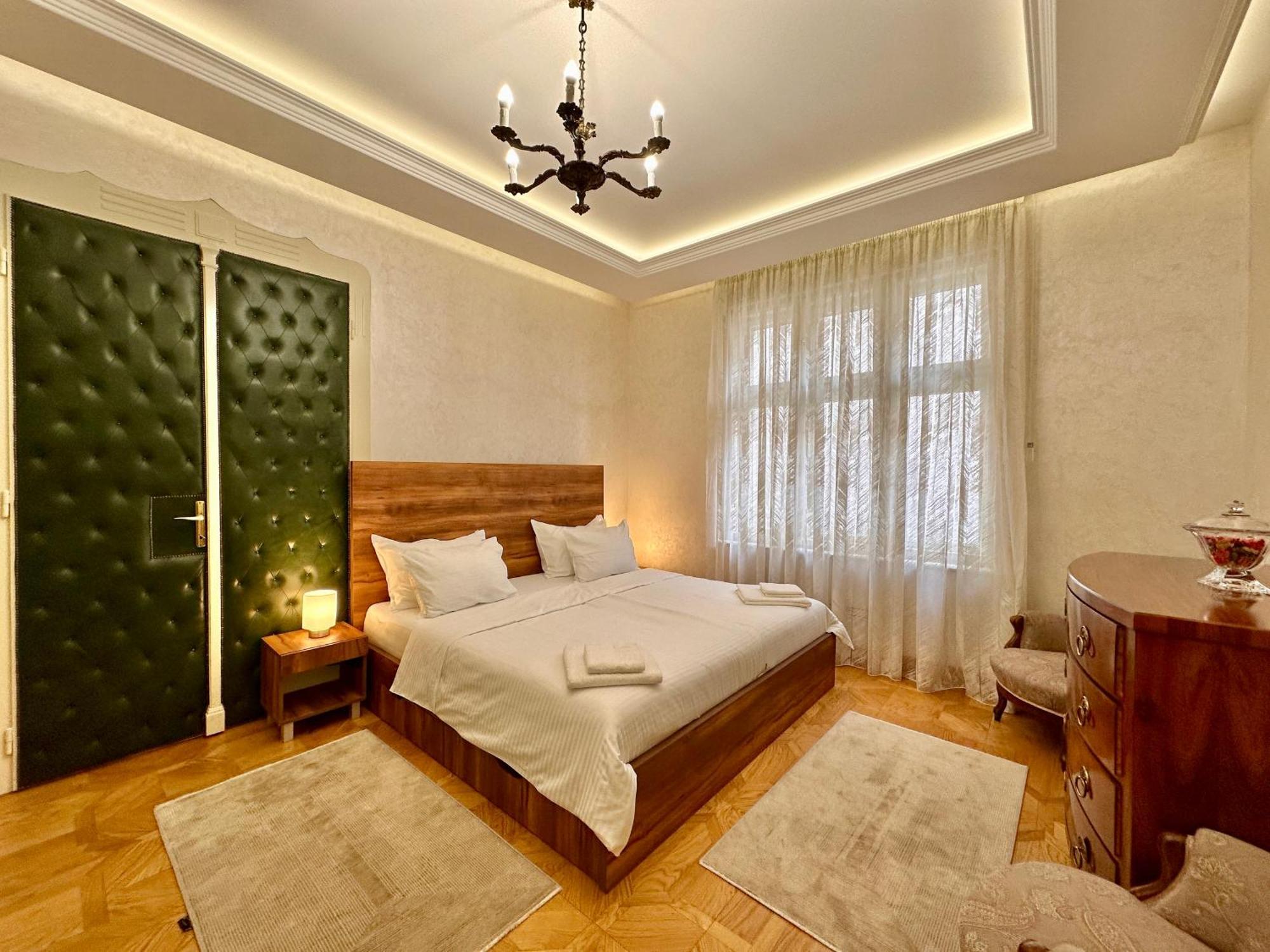 Djuras Residence In The Center Of Beograd Ngoại thất bức ảnh